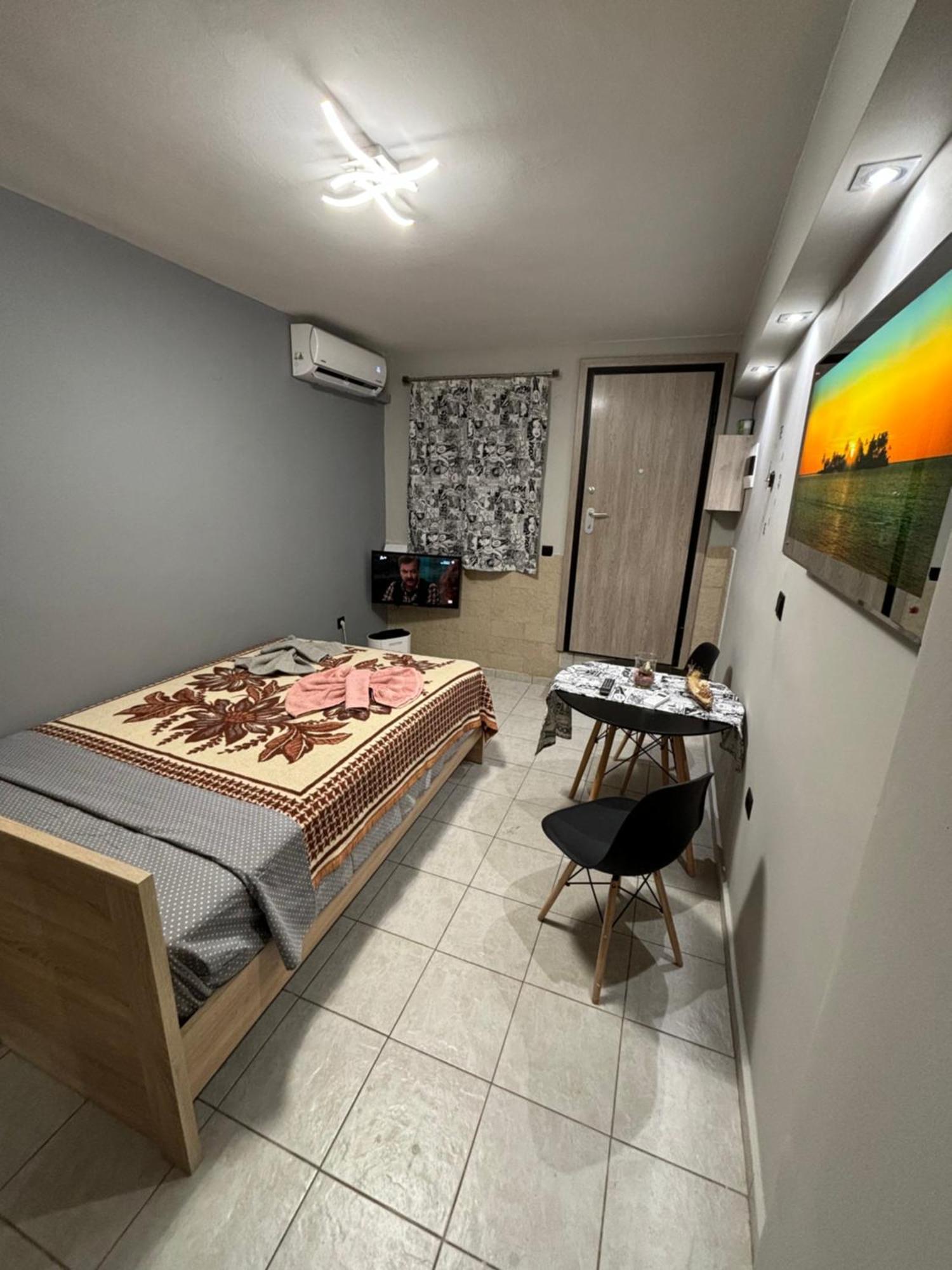 Jordans Room 12 Salonic Exterior foto